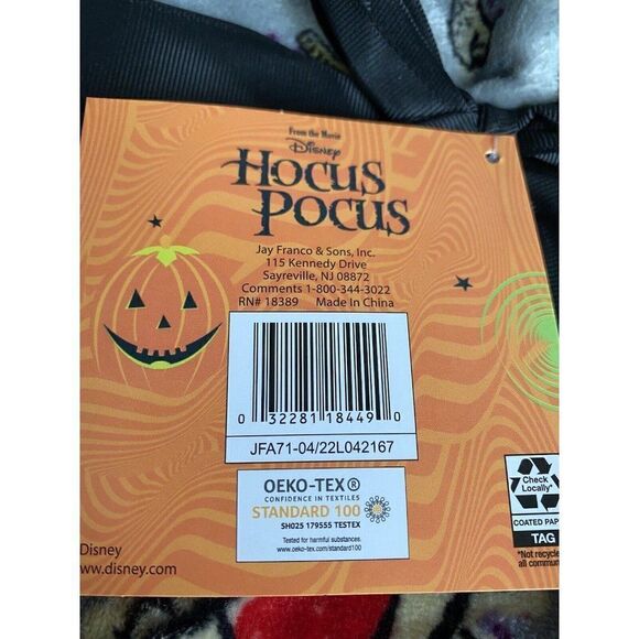 Disney Hocus Pocus Sanderson Sisters Soft Throw Blanket Grey 50x70 Halloween NEW - Picture 7 of 10